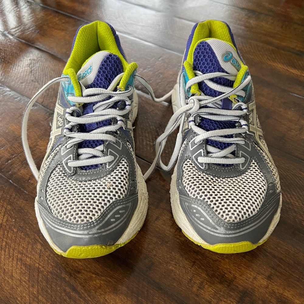 ASICS Running Shoes - Picture 5 of 7
